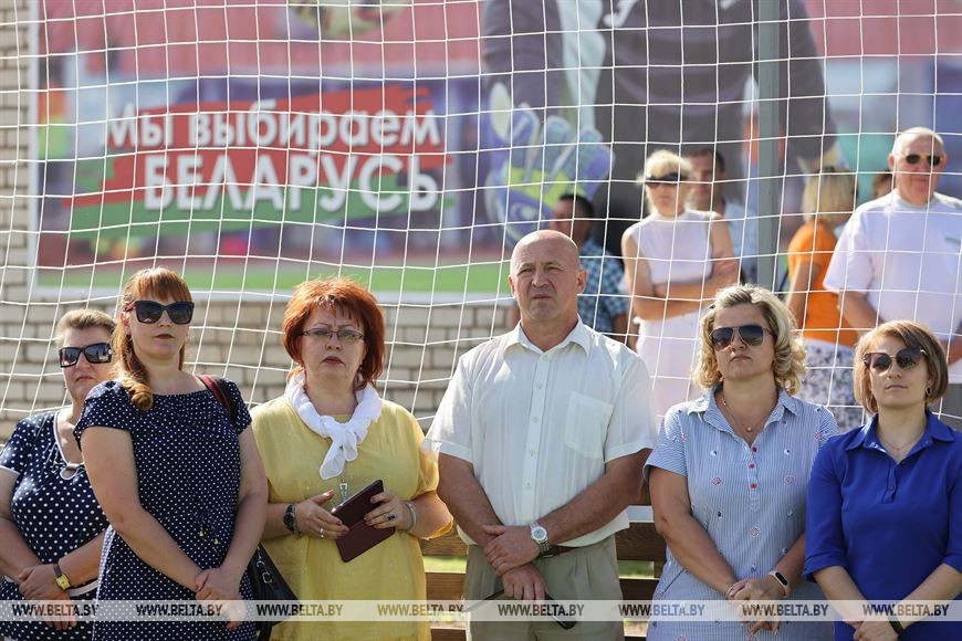 Во время церемонии открытия Во время церемонии открытия