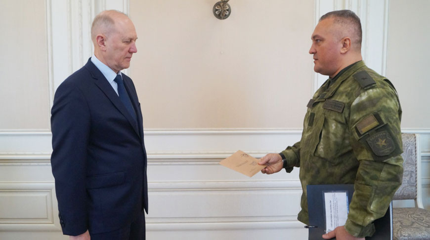 Владимир Кравцов и Руслан Касыгин. Фото Министерства обороны