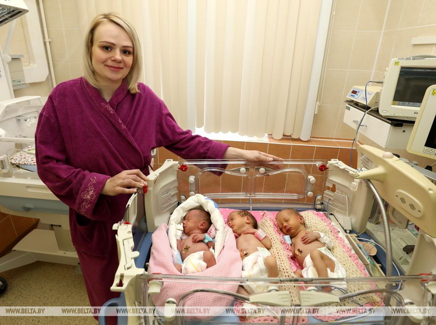 Счастливая мама Маргарита Малишевская со своими детками