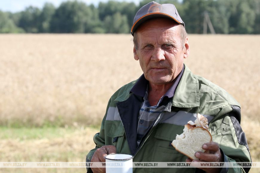 Механизатор Станислав Матюшенко Механизатор Станислав Матюшенко