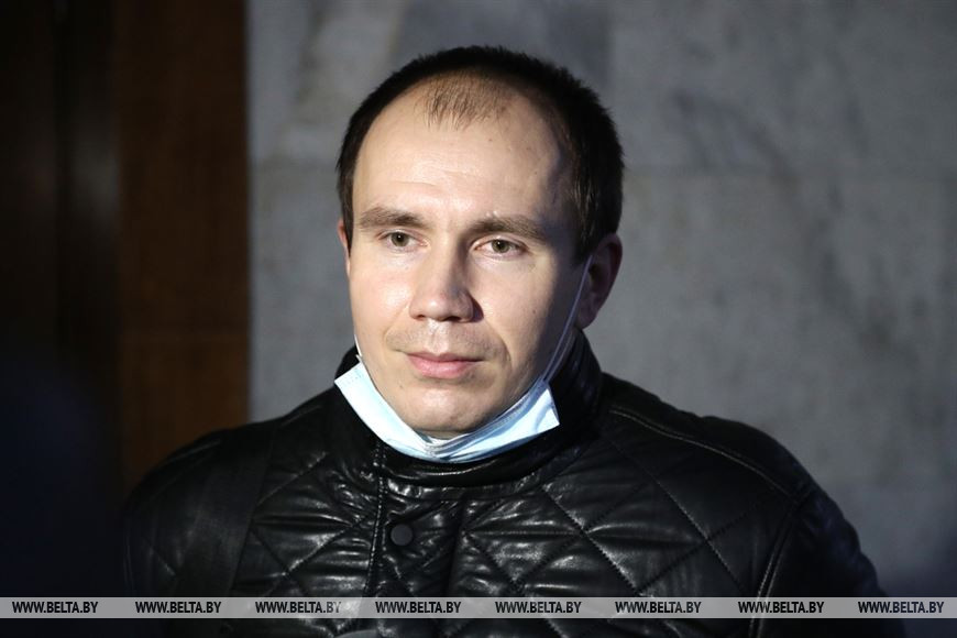 Юрий Волков