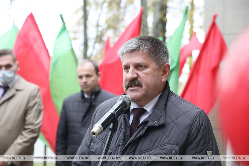 Геннадий Соловей Геннадий Соловей