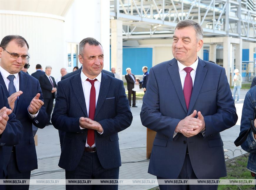 Заместитель премьер-министра Республики Беларусь Юрий Назаров принял участие в закладке памятной аллеи в честь 150-летия фабрики Заместитель премьер-министра Республики Беларусь Юрий Назаров принял участие в закладке памятной аллеи в честь 150-летия фабрики