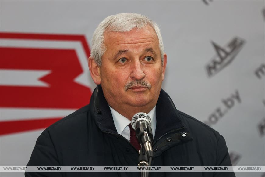 Министр промышленности Петр Пархомчик