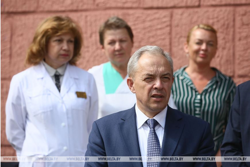 Игорь Сергеенко ознакомился с работой Слонимского картонно-бумажного завода "Альбертин" и встретился с коллективом предприятия Игорь Сергеенко ознакомился с работой Слонимского картонно-бумажного завода "Альбертин" и встретился с коллективом предприятия