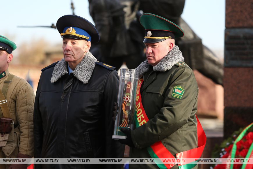 Генерал-полковник Александр Манилов и полковник Кирилл Киндель