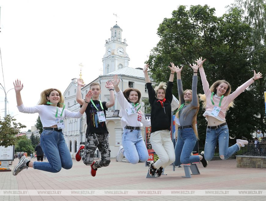 Одними из первых получили аккредитацию участники коллективов народного театра игры народной студии технического мастерства центра культуры "Витебск" Одними из первых получили аккредитацию участники коллективов народного театра игры народной студии технического мастерства центра культуры "Витебск"