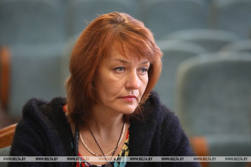 Жительница агрогородка Лужки Ирина Будник