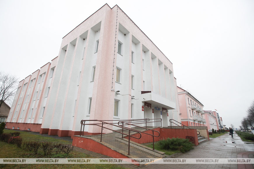 Здание Вилейского райисполкома Здание Вилейского райисполкома