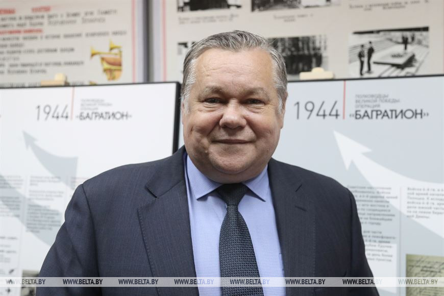 Директор музея истории Вооруженных Сил Республики Беларусь Сергей Азаронок Директор музея истории Вооруженных Сил Республики Беларусь Сергей Азаронок