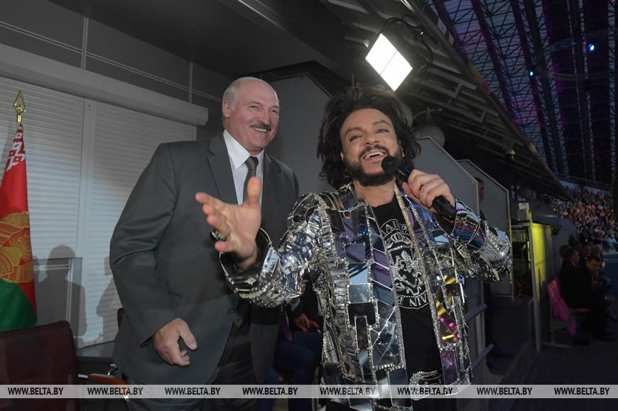 Александр Лукашенко и Филипп Киркоров во время открытия "Славянского базара"