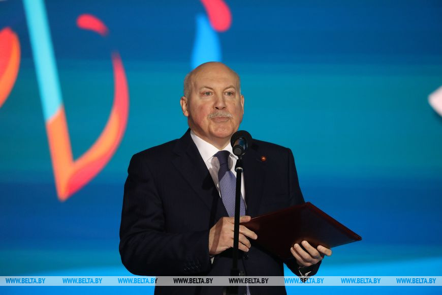 Дмитрий Мезенцев