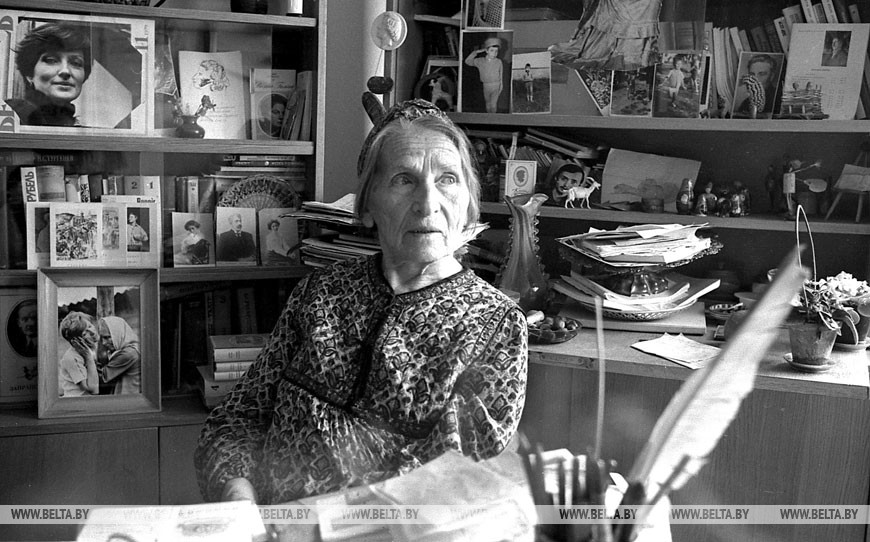 Стефания Станюта в рабочем кабинете, 1984 год. Фото из архива