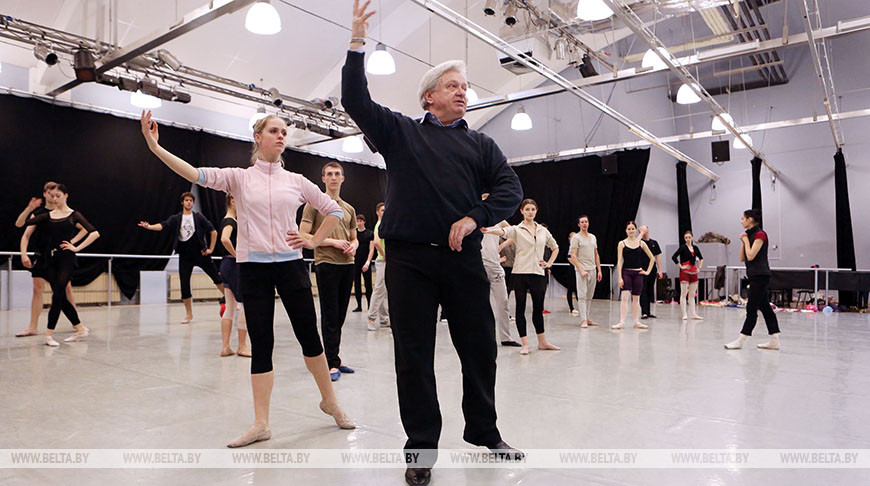 Во время репетиции балета "Витовт". Фото из архива