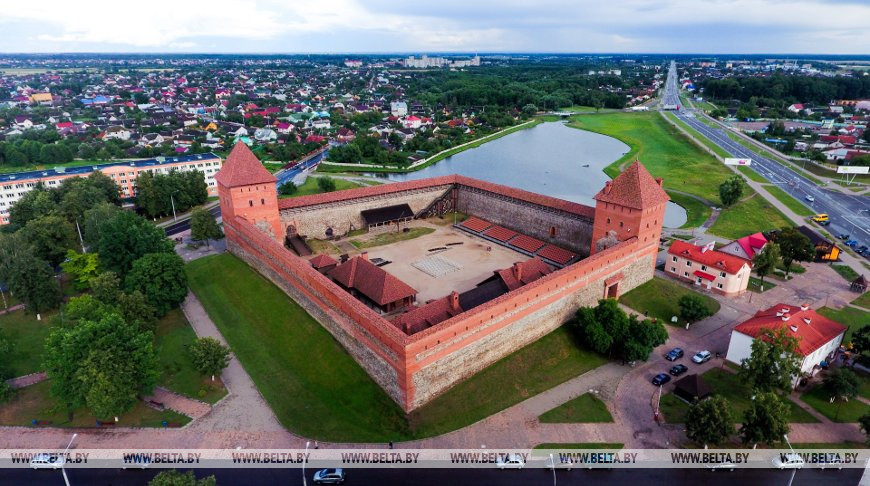 Лидский замок. Фото из архива Лидский замок. Фото из архива