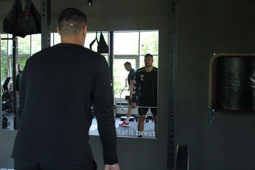 Фото "Мешков Брест" Фото "Мешков Брест"