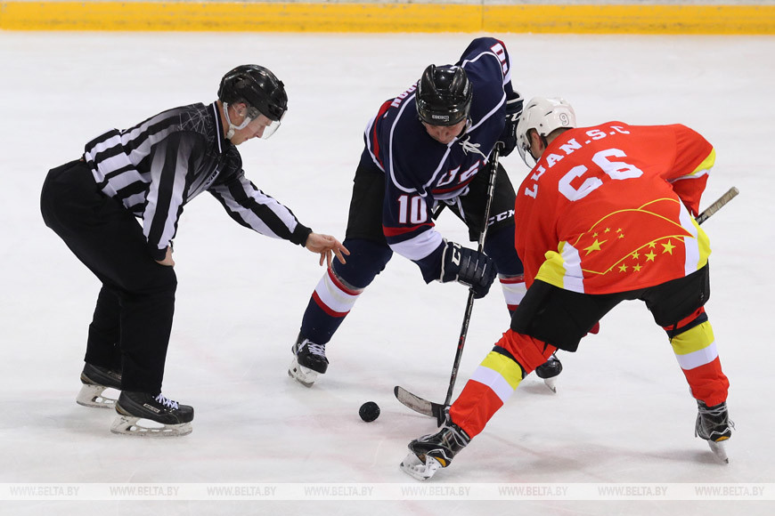 Хоккеисты из США обыграли команду Китая