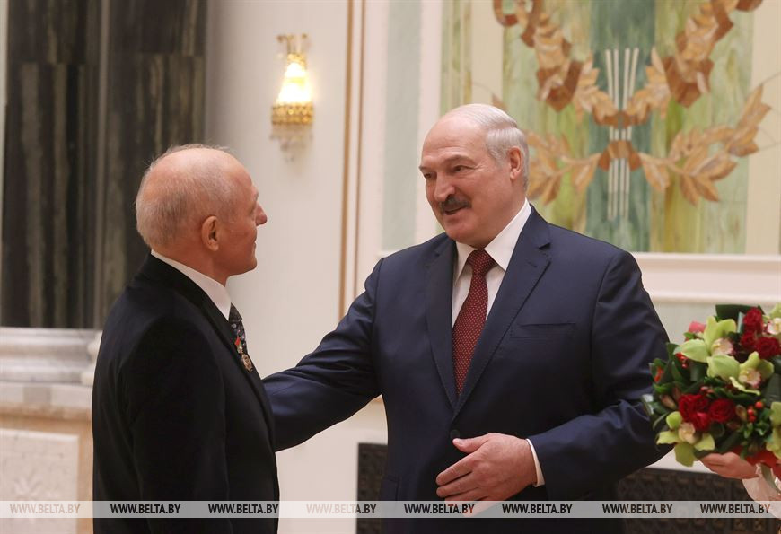 Директор ОАО "Славянка" Теймураз Бочоришвили стал заслуженным работником промышленности Беларуси