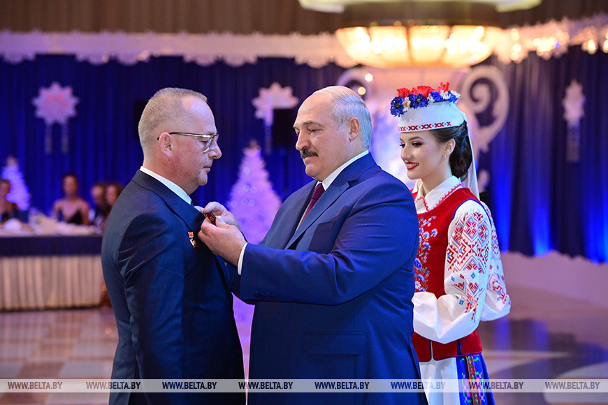 Медалью Франциска Скорины награжден редактор отдела по освещению деятельности Президента Республики Беларусь издательского дома "Беларусь сегодня" Дмитрий Крят