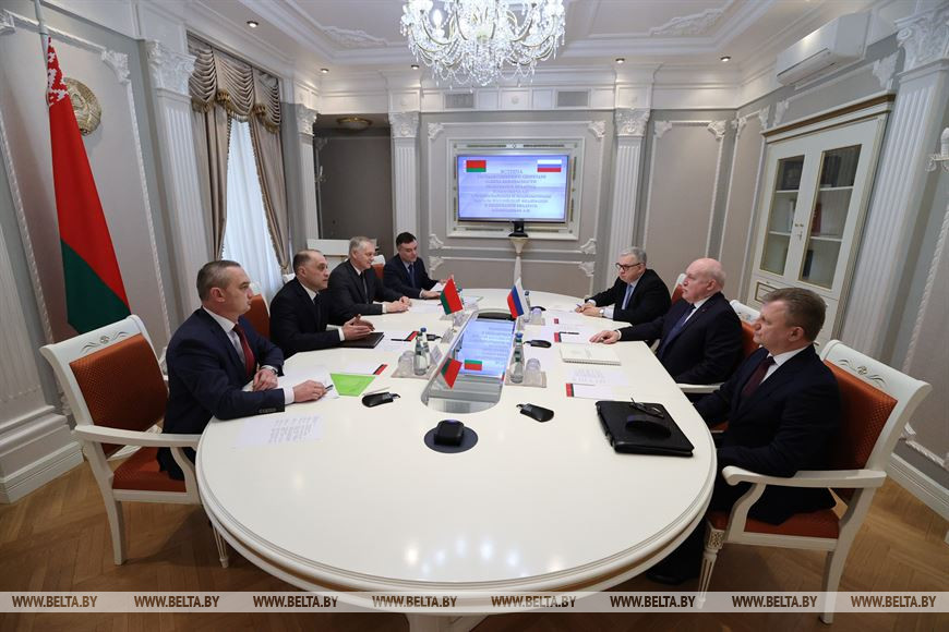 Во время встречи Во время встречи