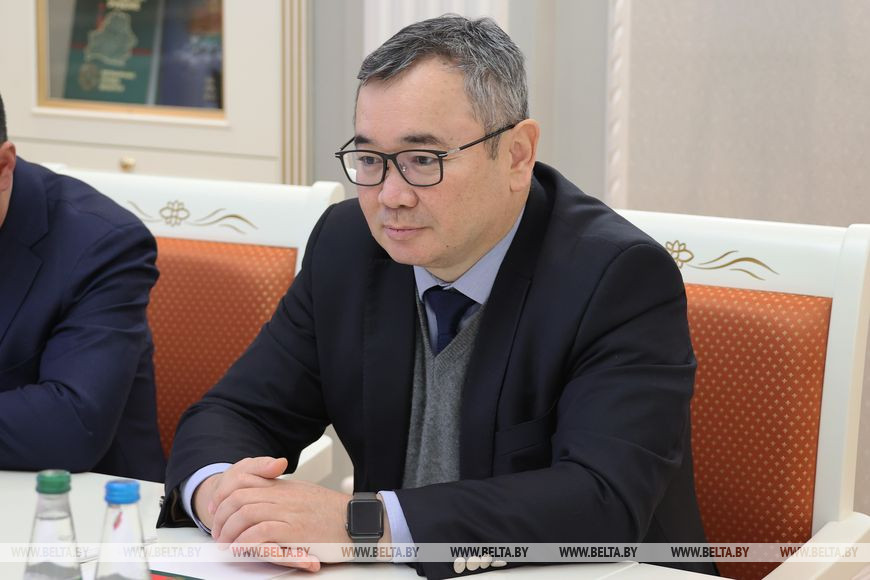 Чрезвычайный и Полномочный Посол Монголии в Беларуси Батсух Баярсайхан Чрезвычайный и Полномочный Посол Монголии в Беларуси Батсух Баярсайхан