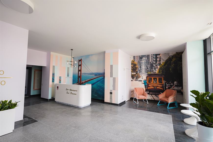 Лобби дома "Сан-Франциско" в квартале "Северная Америка" Minsk World Лобби дома "Сан-Франциско" в квартале "Северная Америка" Minsk World