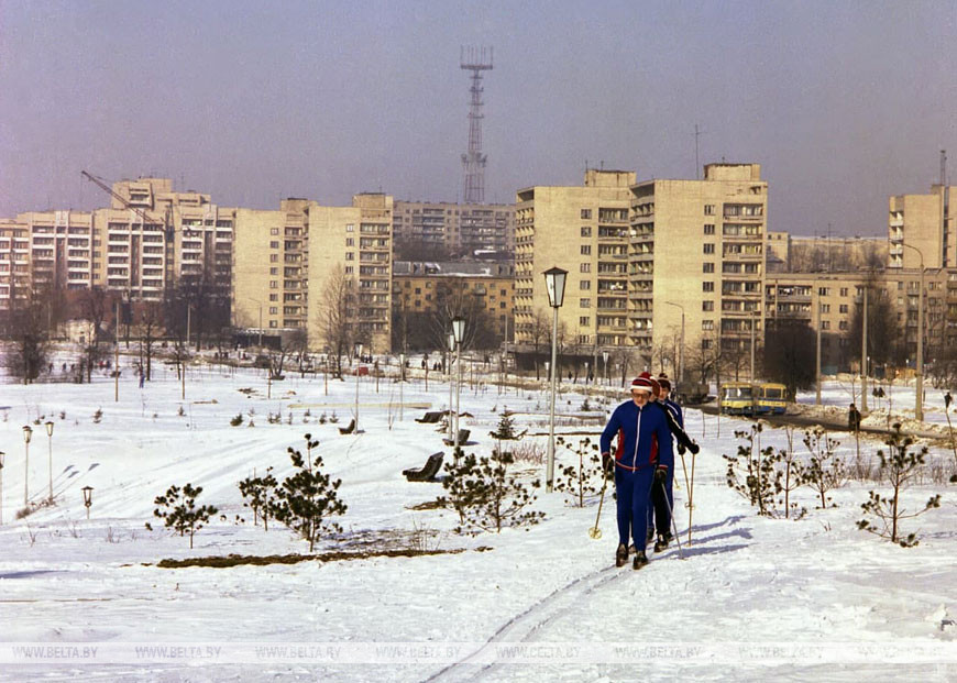 Минск. Вид на улицу Пулихова, 1987 год