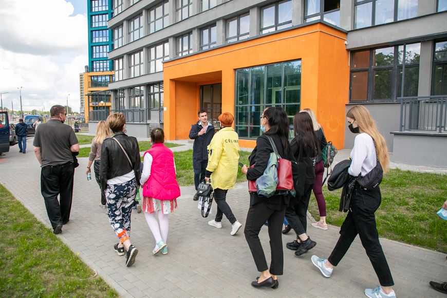 Чтобы попасть на экскурсию, достаточно оставить заявку на сайте Чтобы попасть на экскурсию, достаточно оставить заявку на сайте