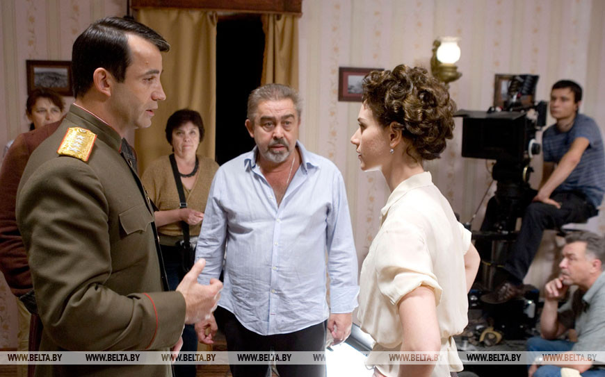 Во время съемок восьмисерийного фильма "Покушение" на киностудии "Беларусьфильм", 2009 год