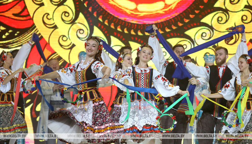 Концерт мастеров искусств Беларуси и России на Форуме регионов. Могилев, 2018 год Концерт мастеров искусств Беларуси и России на Форуме регионов. Могилев, 2018 год