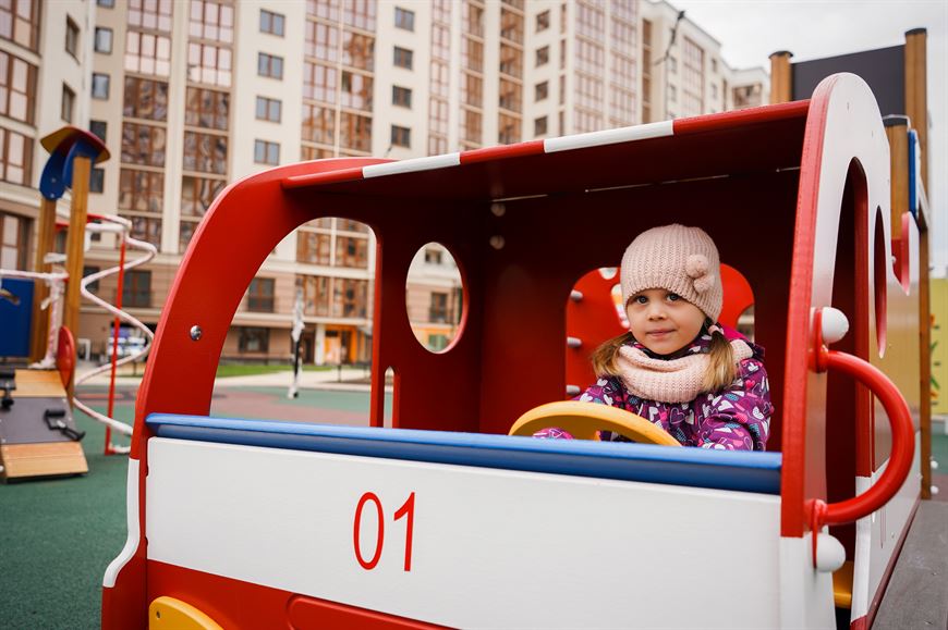 Детская площадка прошла первую проверку на прочность