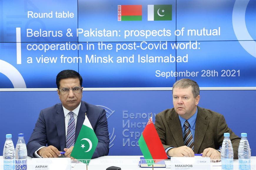 Халид Таймур Акрам и Олег Макаров