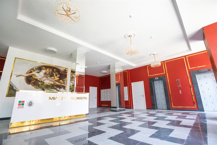 Лобби дома "Микеланджело" в МК "Маяк Минска" Лобби дома "Микеланджело" в МК "Маяк Минска"