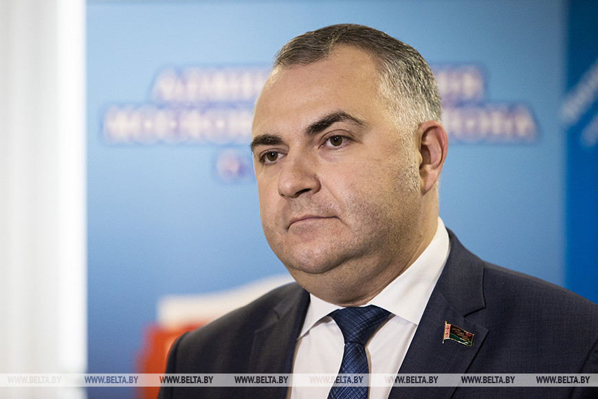 Андрей Бугров