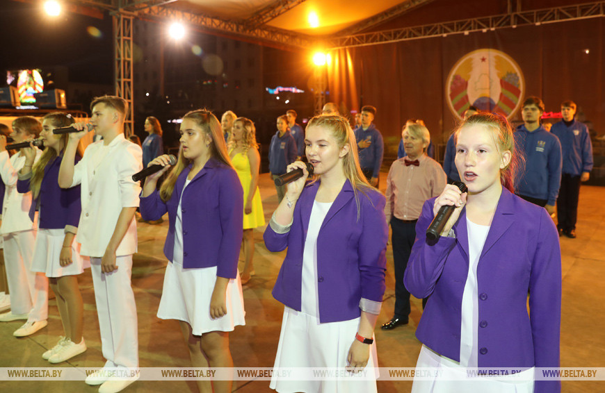 Акция Споем гимн вместе Акция Споем гимн вместе