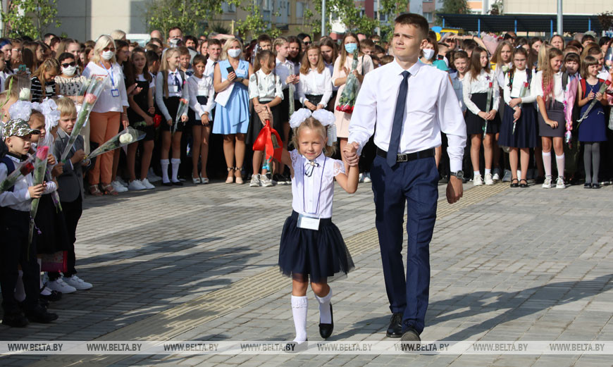 Новую школу открыли в молодом микрорайоне Гомеля, 2020 год Новую школу открыли в молодом микрорайоне Гомеля, 2020 год