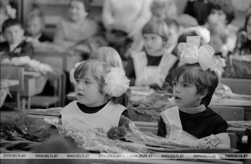 Минская СШ № 65 имени Героя Советского Соза Б.С. Окрестина, 1979 год Минская СШ № 65 имени Героя Советского Соза Б.С. Окрестина, 1979 год