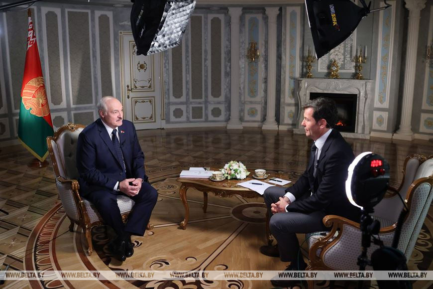 Во время интервью Во время интервью