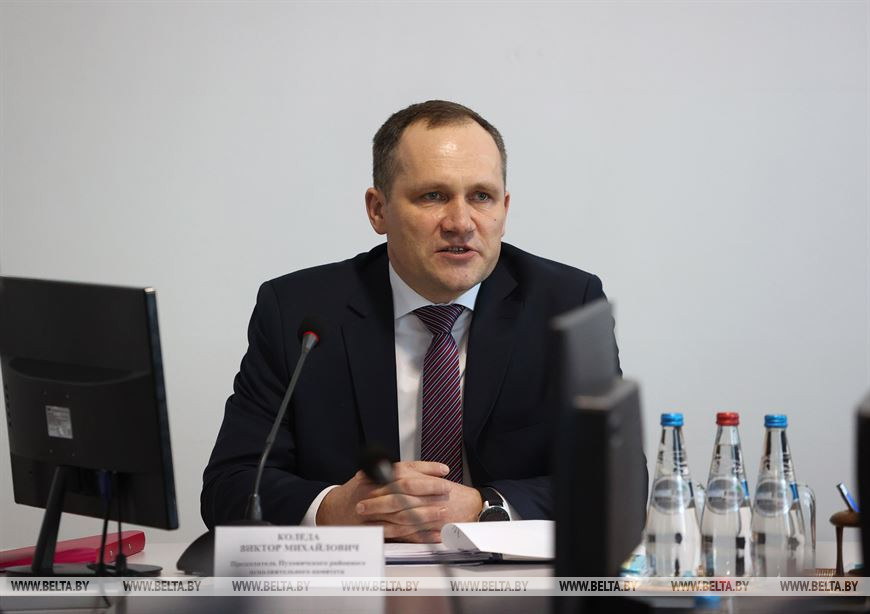 Председатель Пуховичского райисполкома Виктор Коледа