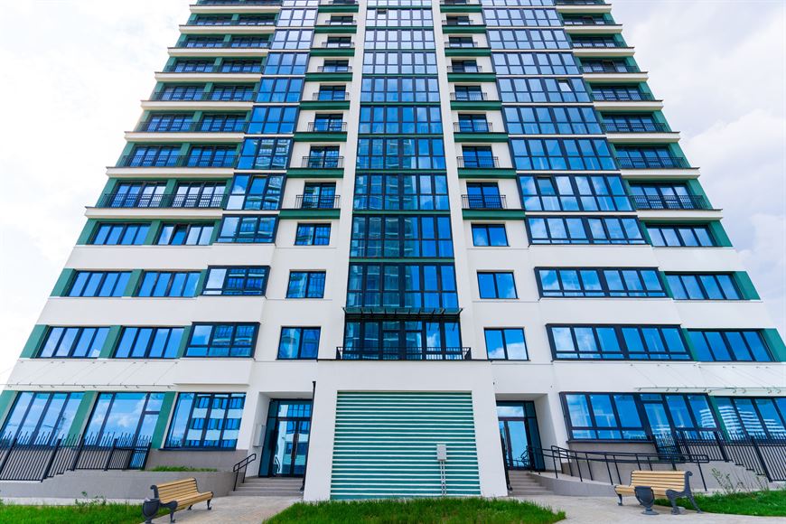 На первом этаже – квартиры с отдельными входами На первом этаже – квартиры с отдельными входами