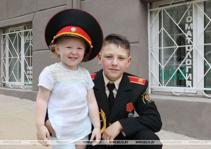 Минским суворовцам вручили выпускные погоны, 2019 год Минским суворовцам вручили выпускные погоны, 2019 год