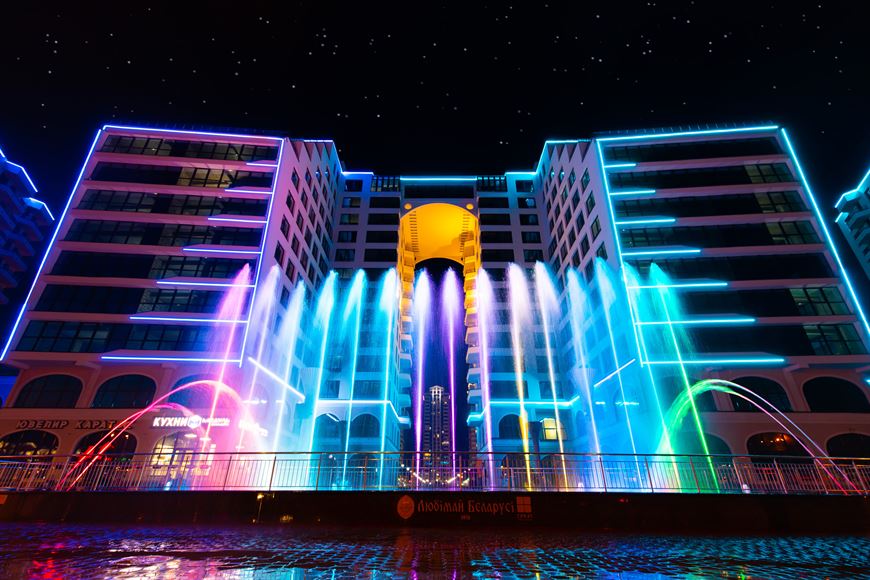 Фонтан "Дана Танец" - гордость комплекса Фонтан "Дана Танец" - гордость комплекса