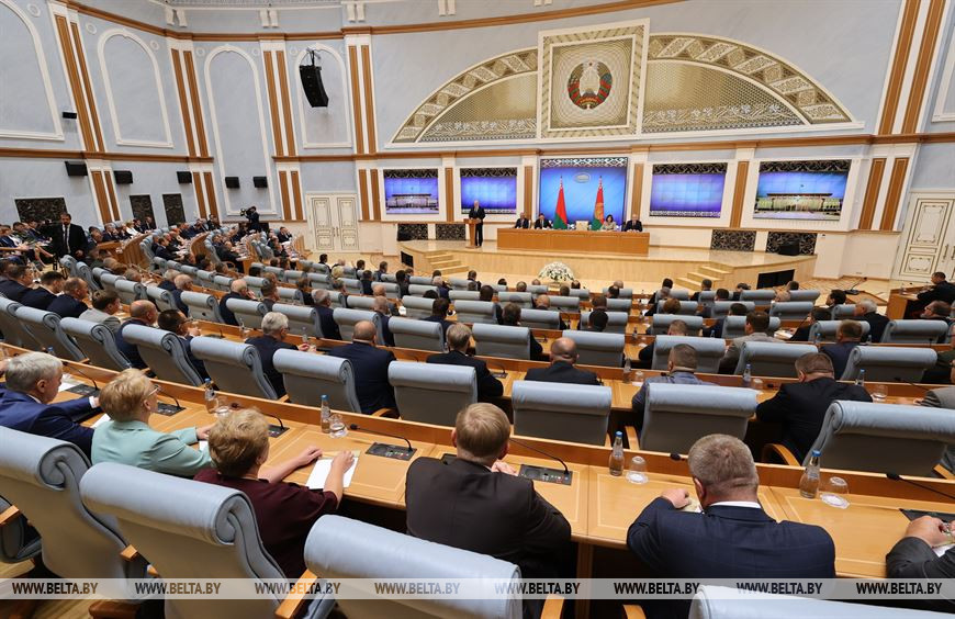 Во время встречи Во время встречи