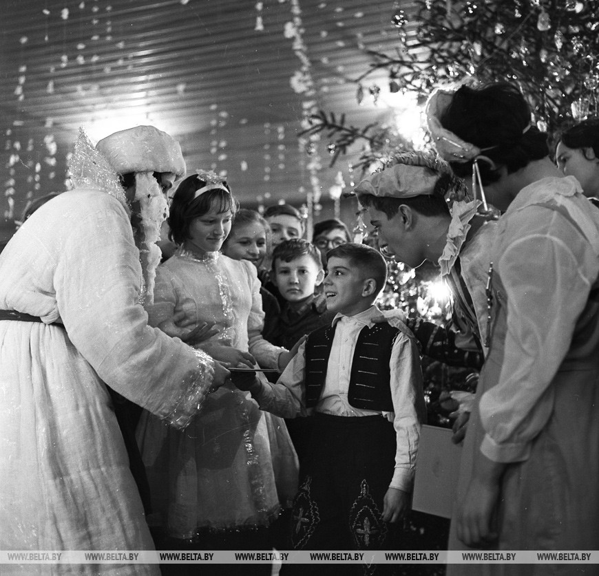 Новогодний праздник в Барановичской детской спортивной школе, 1965 год