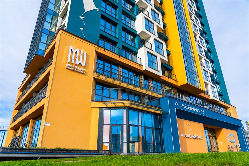 Коммерческие помещения на первом этаже готового дома "Лас-Вегас" Коммерческие помещения на первом этаже готового дома "Лас-Вегас"