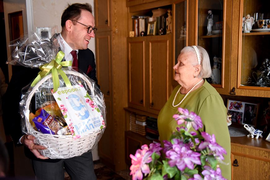 Татьяна Базученко во время блокады Ленинграда работала санитаркой в госпитале Татьяна Базученко во время блокады Ленинграда работала санитаркой в госпитале