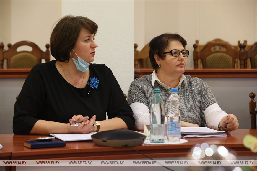 Председатель ОО "Белорусский союз женщин", заместитель Министра здравоохранения Республики Беларусь Елена Богдан и Первый заместитель председателя ОО "Белорусский союз женщин" Светлана Ситникова