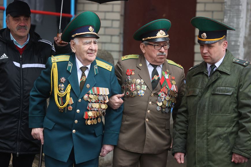 Григорий Обелевский и председатель Совета ветеранов Гродненской пограничной группы Федор Павловский Григорий Обелевский и председатель Совета ветеранов Гродненской пограничной группы Федор Павловский