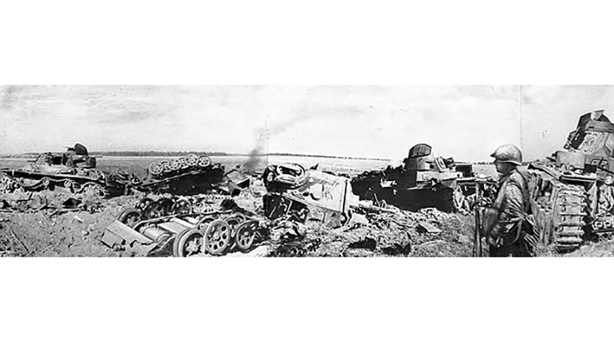 Буйничское поле под Могилевом. Уничтоженные фашистские танки, 1941 год. Фото из архива Буйничское поле под Могилевом. Уничтоженные фашистские танки, 1941 год. Фото из архива