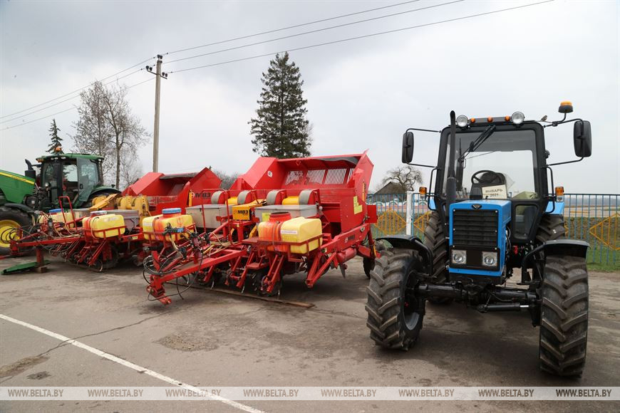 Сельскохозяйственная техника УКСП "Совхоз "Доброволец"